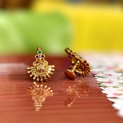Laxmi studs