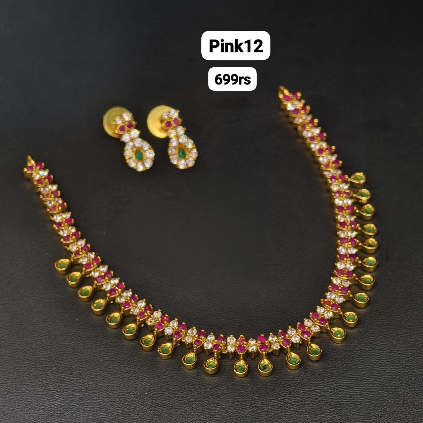 Neck set pink