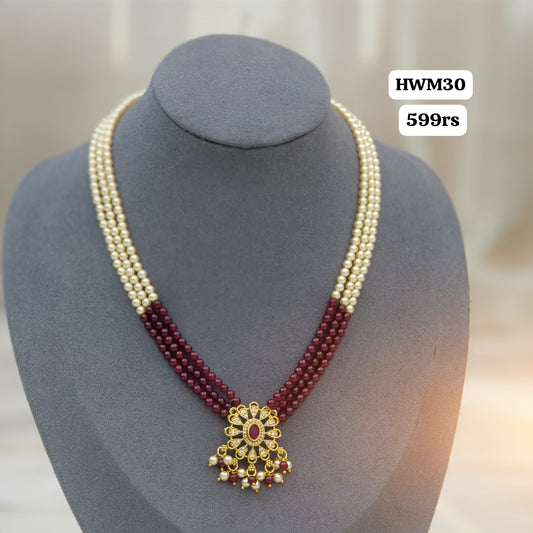 White and maroon neck piece