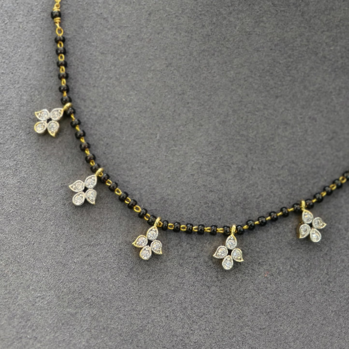 5 petal black beads