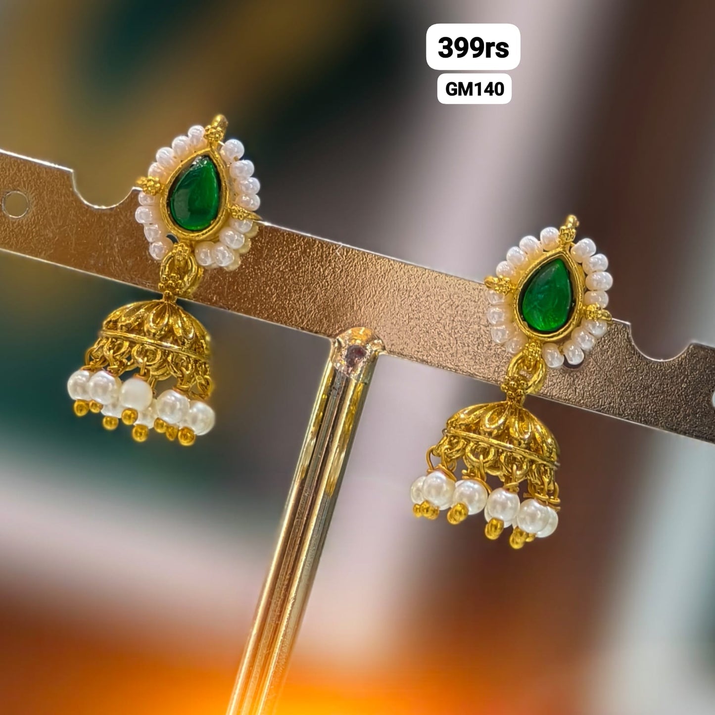 Green kundhan Small Butta