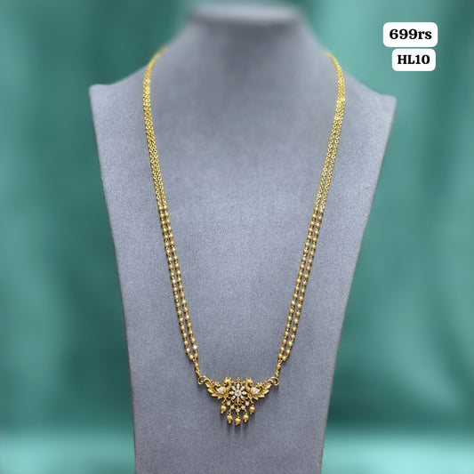 Pendent with chain