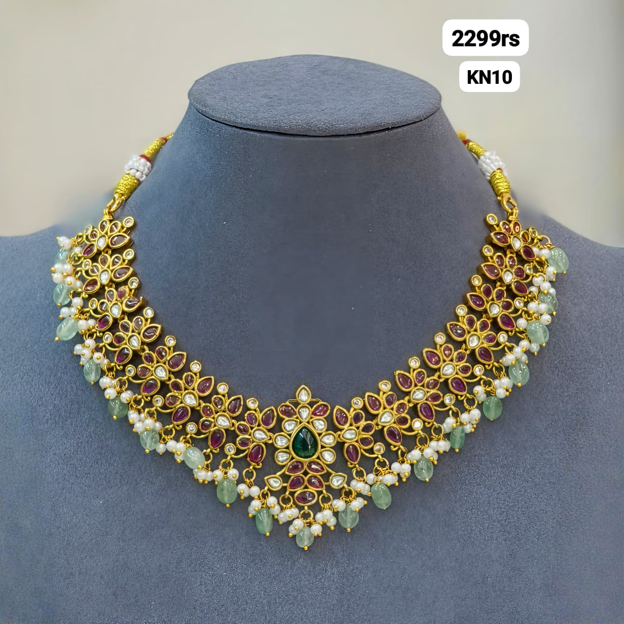 Kempu Short Neckset