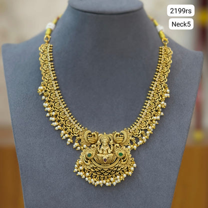 Antique Short Neckset