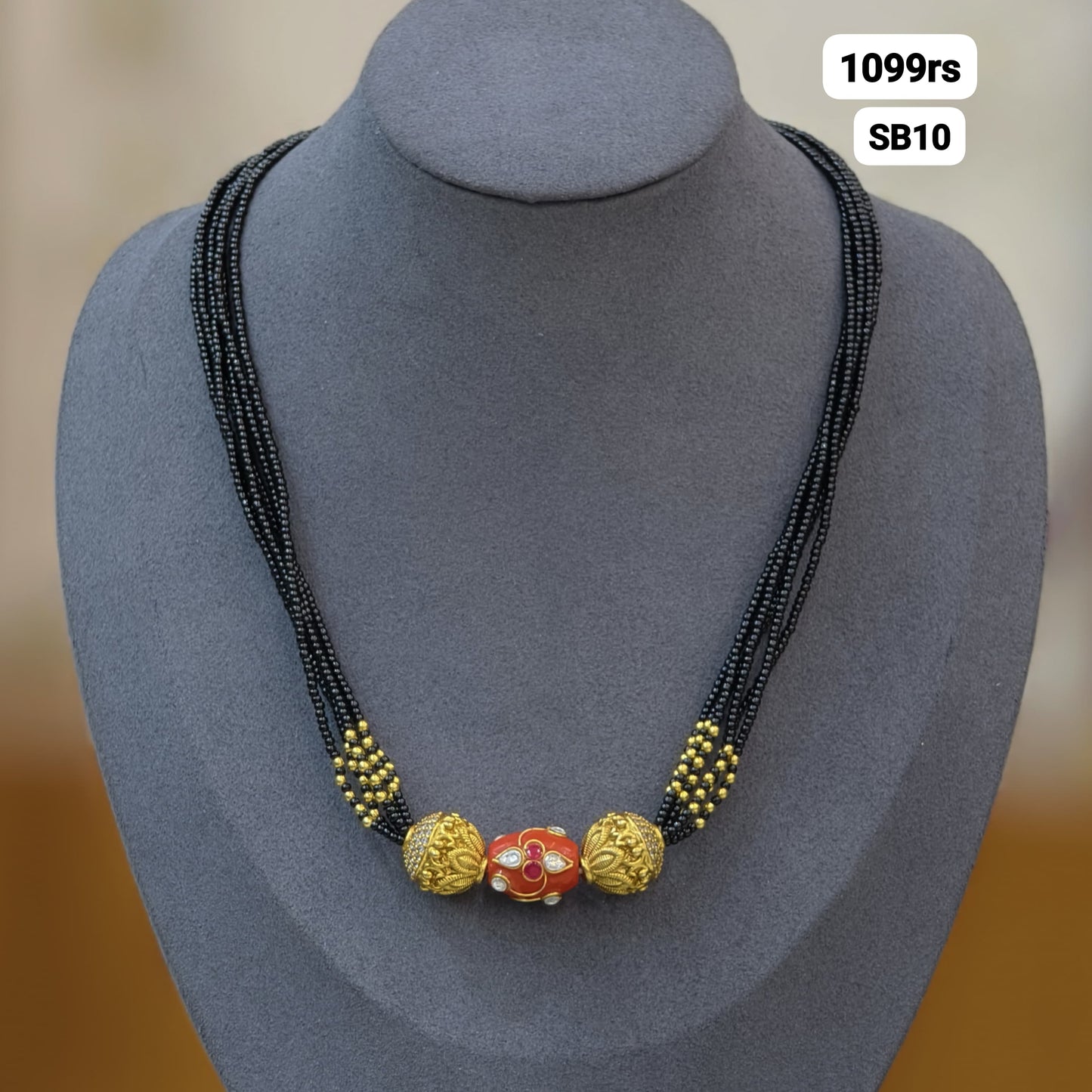 Short black beads (new one)