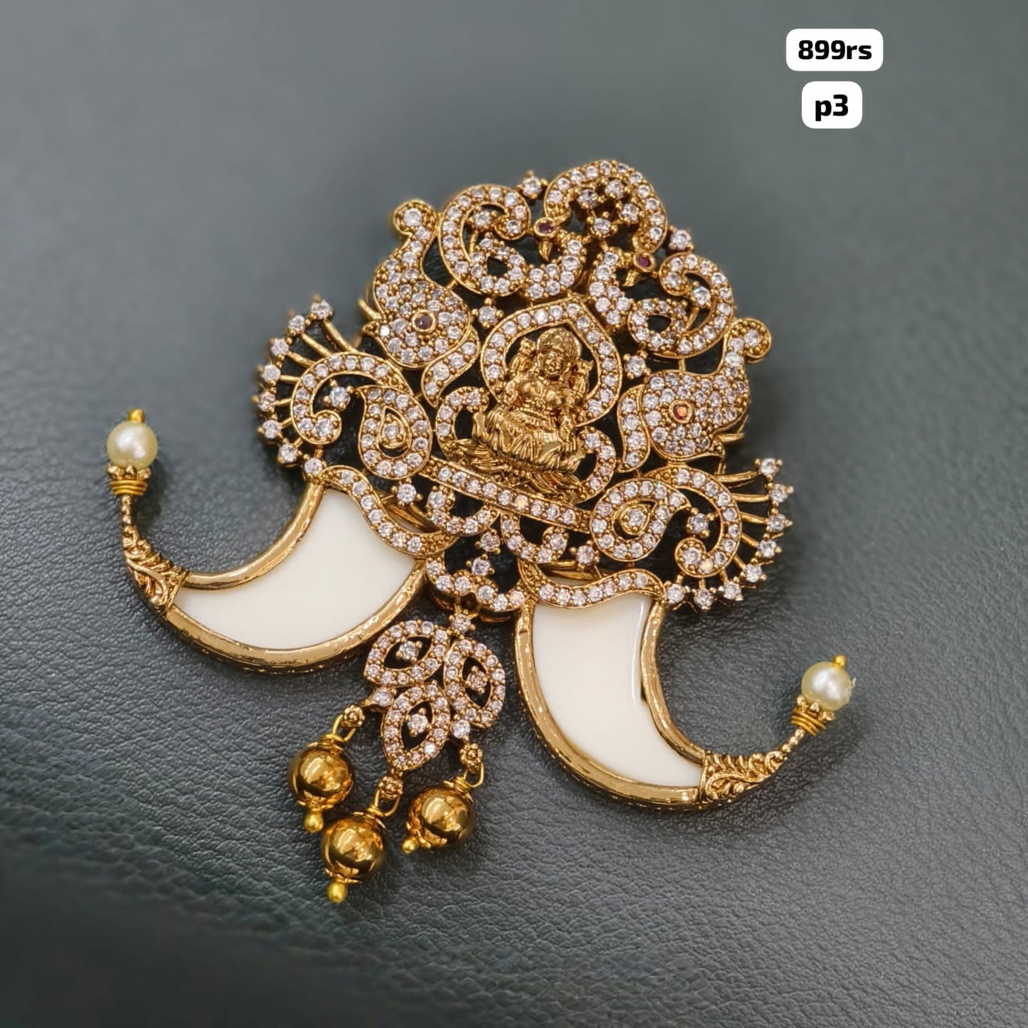 Puligor Pendant