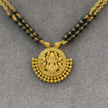 2lines Short Black beads