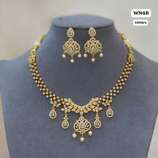 White stone Short Neckset