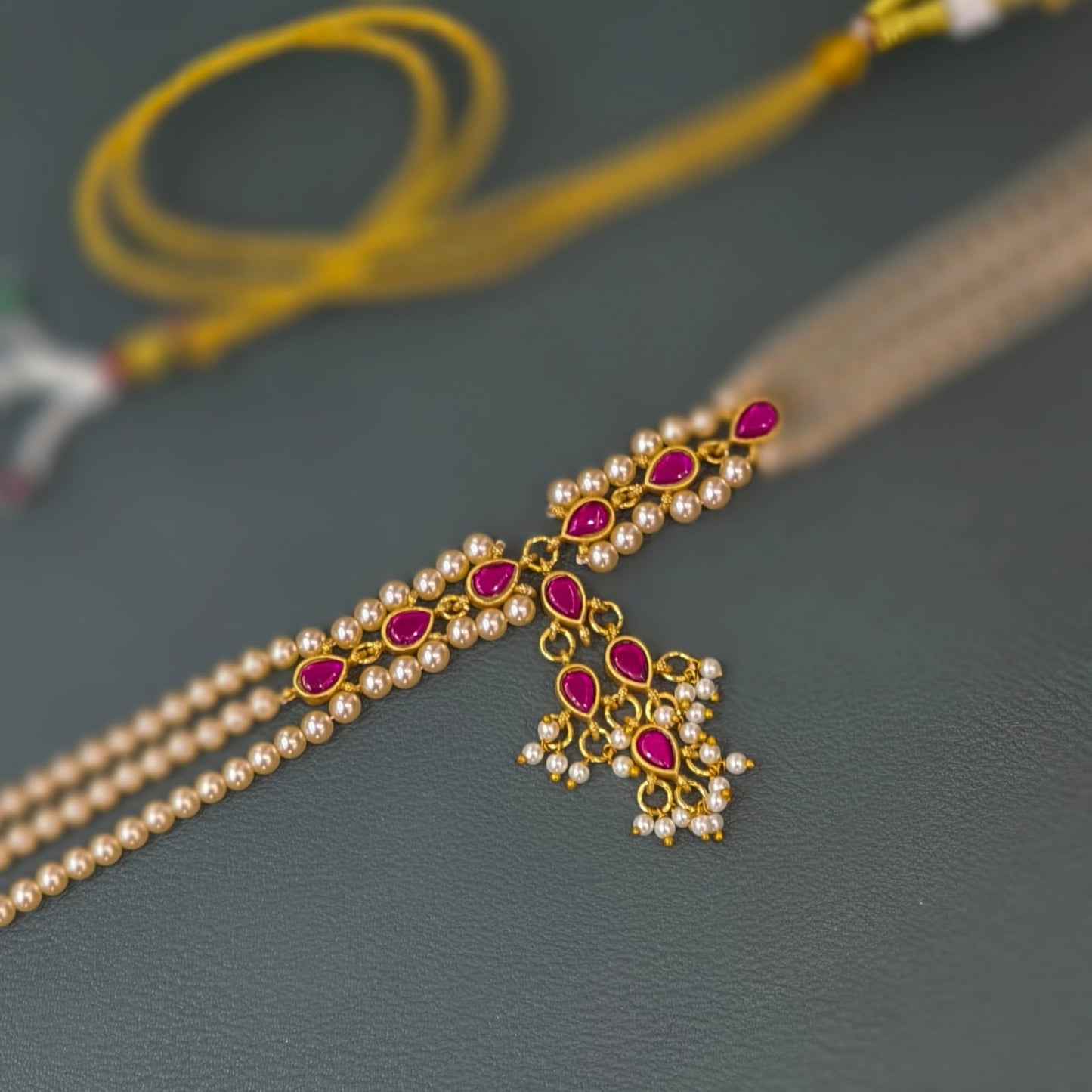 Kundan chocker