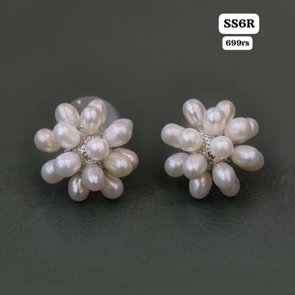 Natural pearl Studs (white)