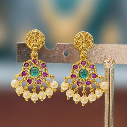 Simple Nanu patti with Earrings
