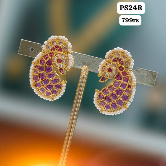 Kempu studs