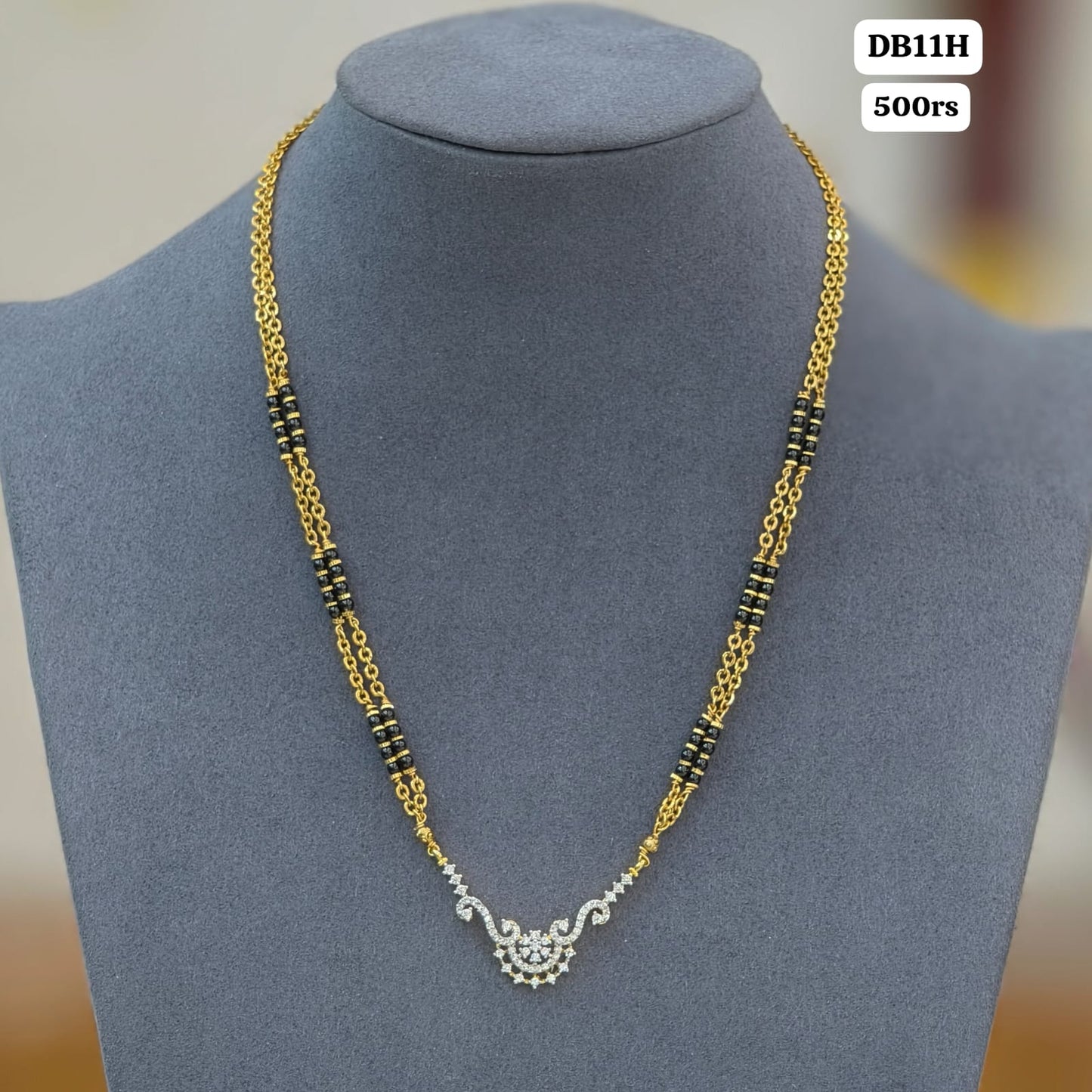 2 lines short black beads