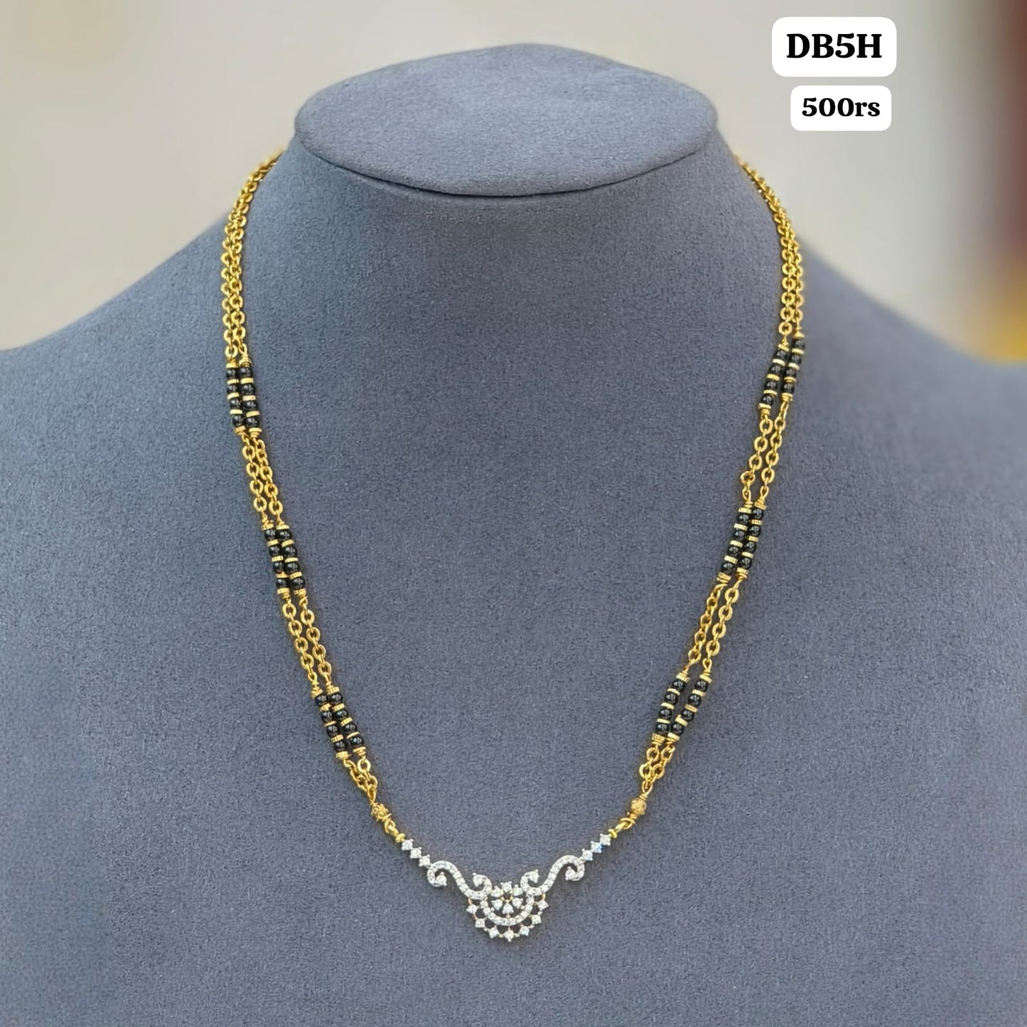 2 lines short black beads