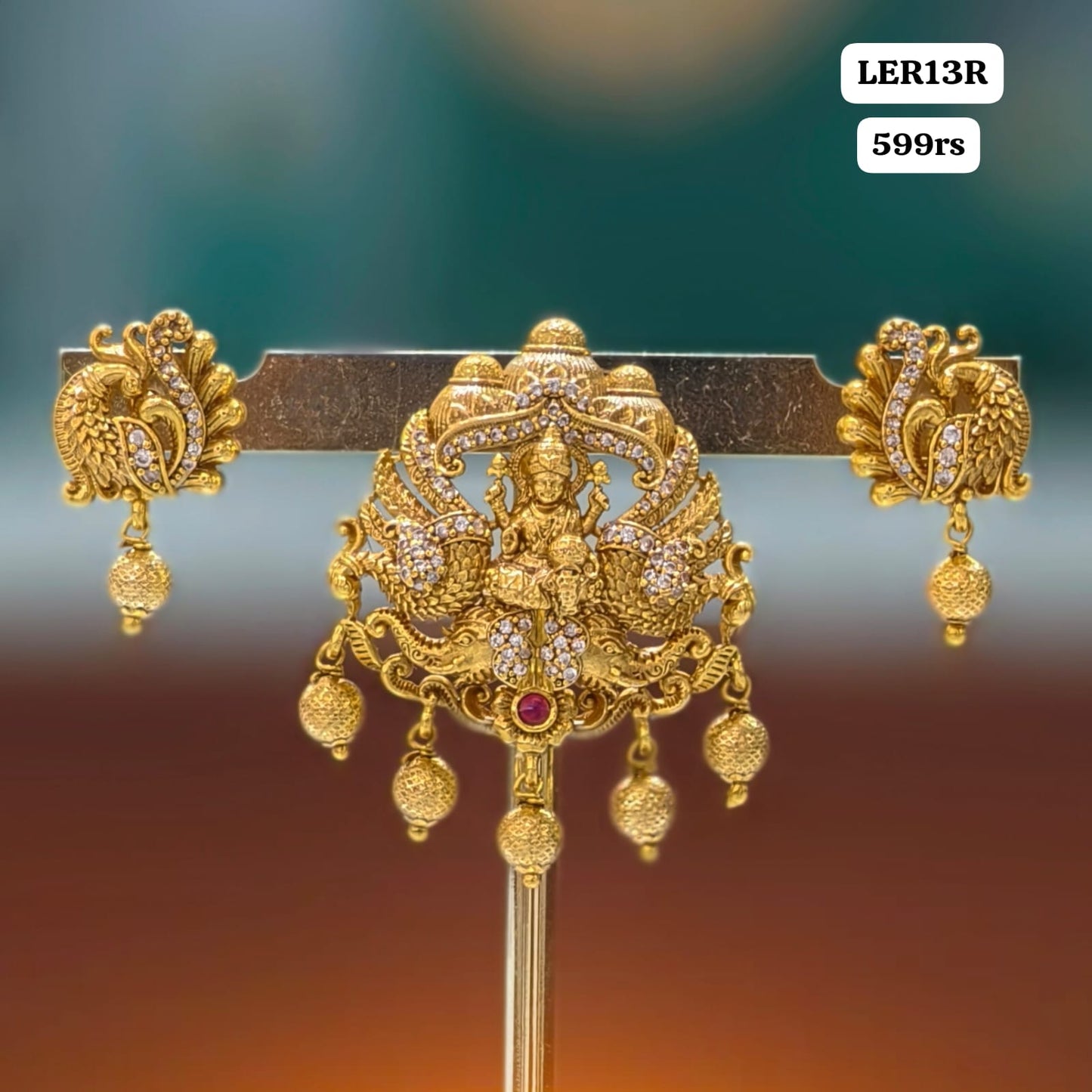Pendant with Earrings