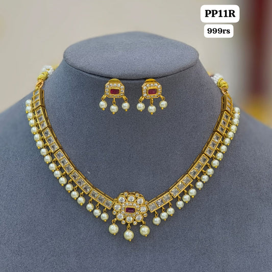 Uncut stone Short Neckset