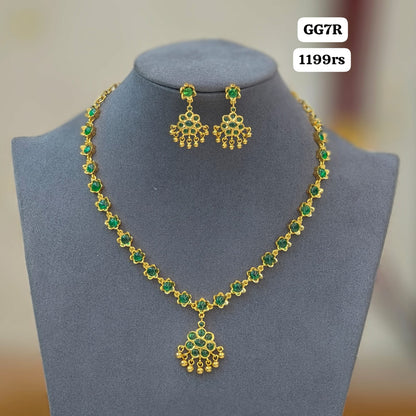 Green Short Neckset