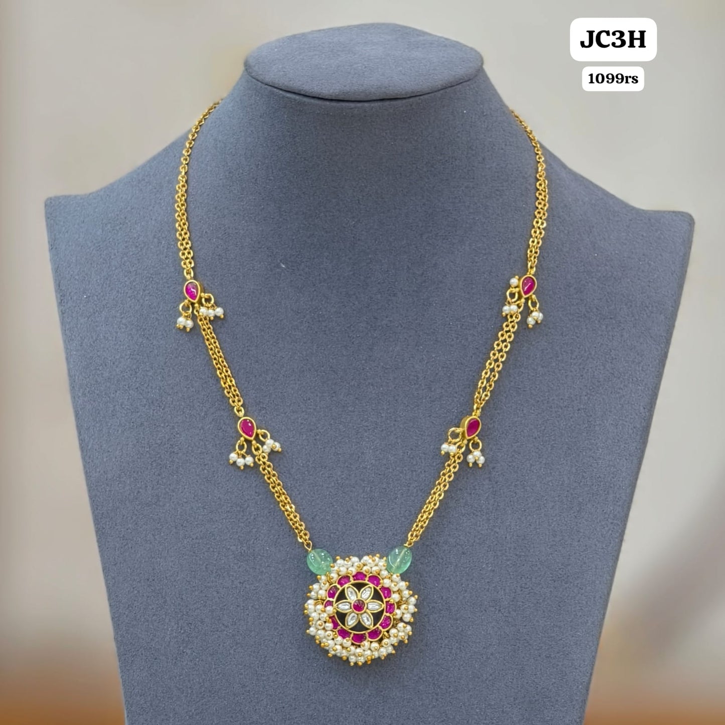 Pendant with Beads chain