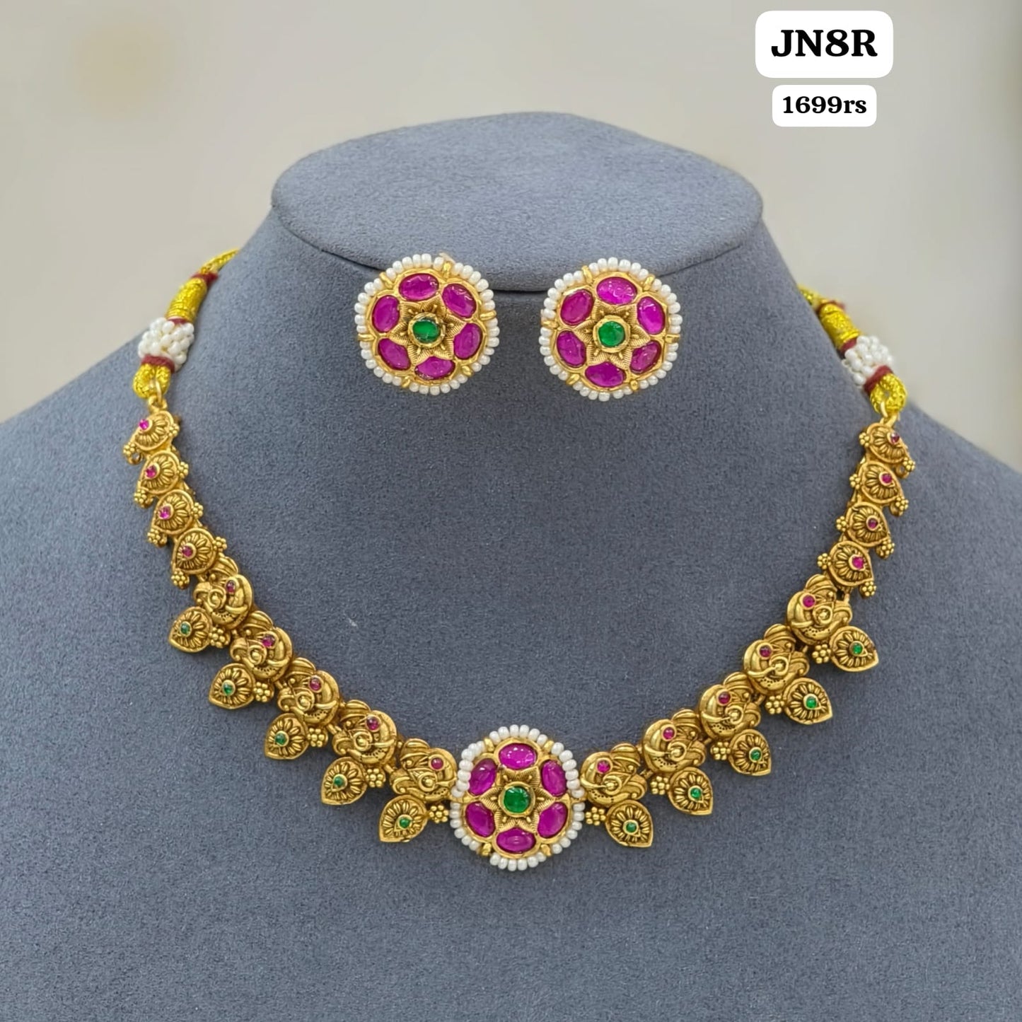 Kundan Short Neckset