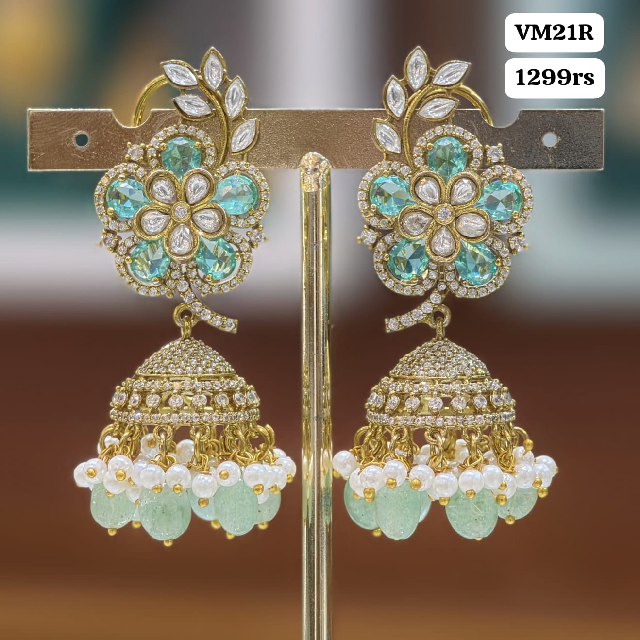 Victorian Mint Green Butta
