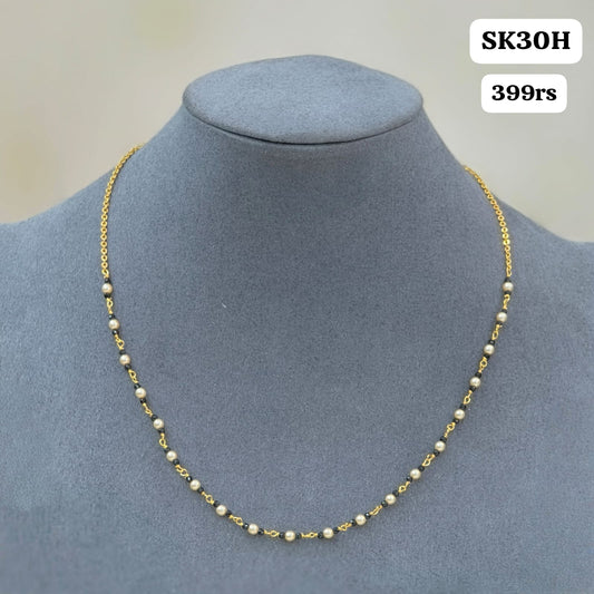 Short black beads