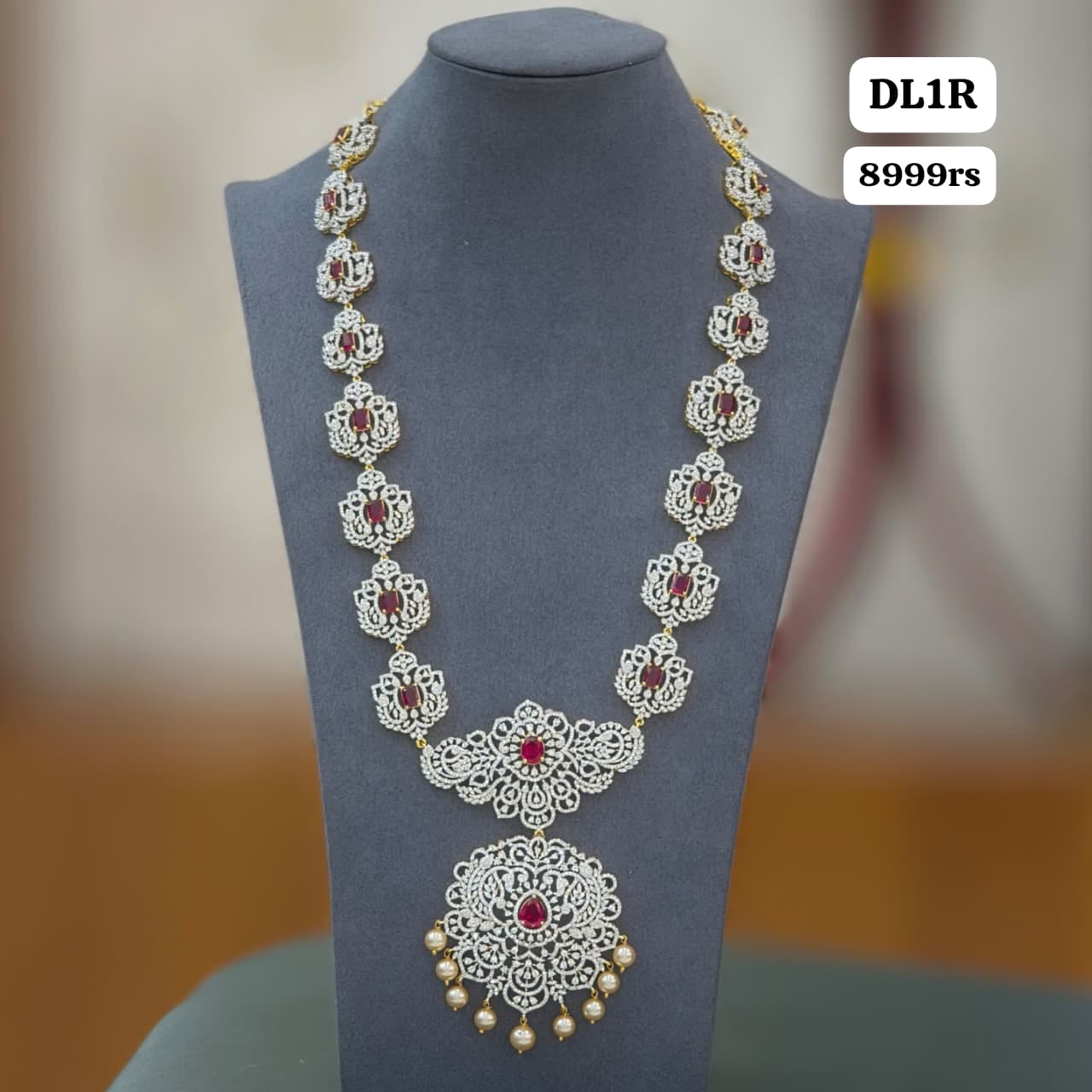 Diamond Long Neckset (Pink)