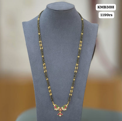 Kundan pendant with Long Black beads