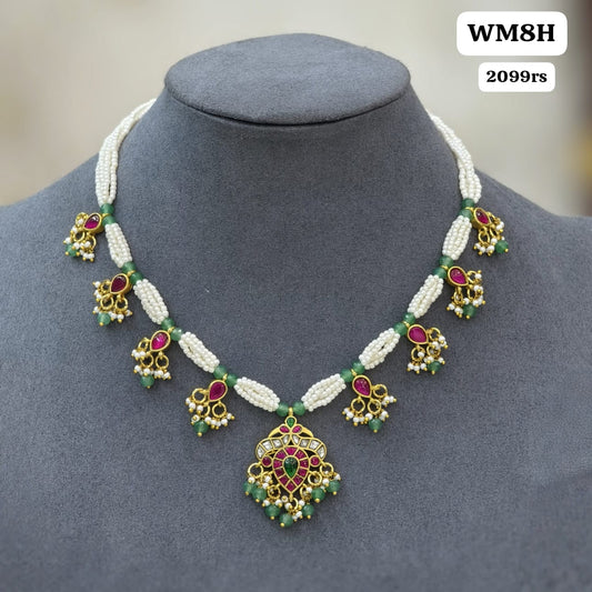 Kundan pendant with Beads Necklace