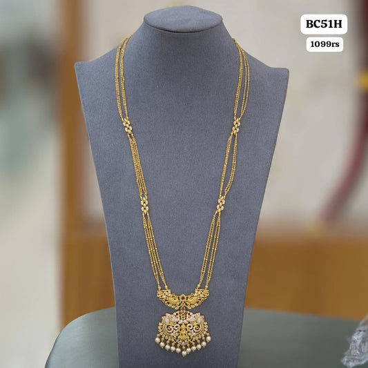 Pendant with Chandraharam