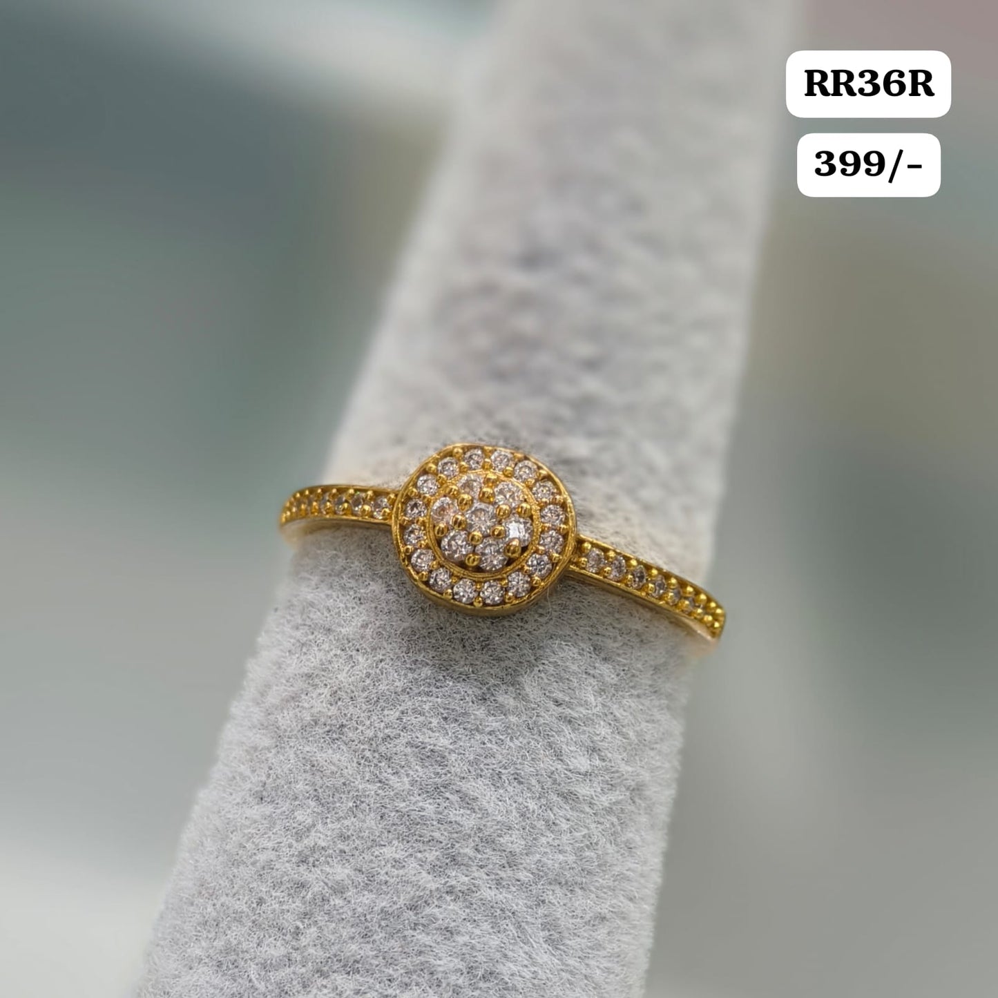 White stone Ring