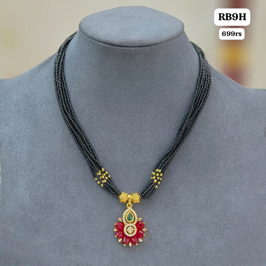Ruby Flower short black beads