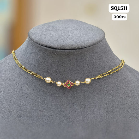 Pink stone pendant with Chocker
