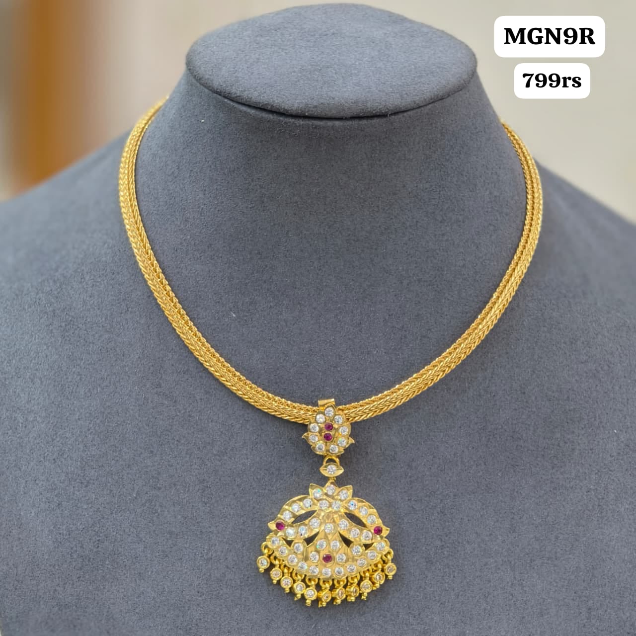 Micro gold Nanu patti