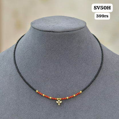 Invisible Short black beads