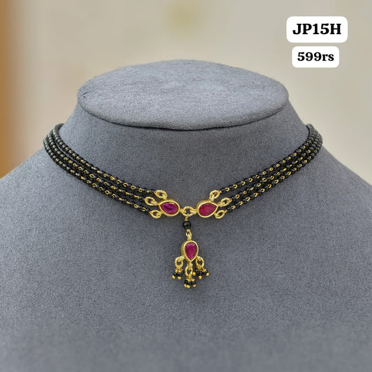 Black beads chocker