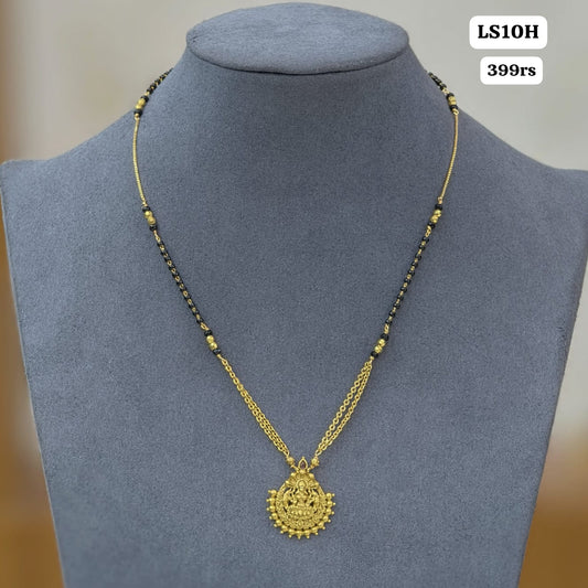 Laxmi Short black beads