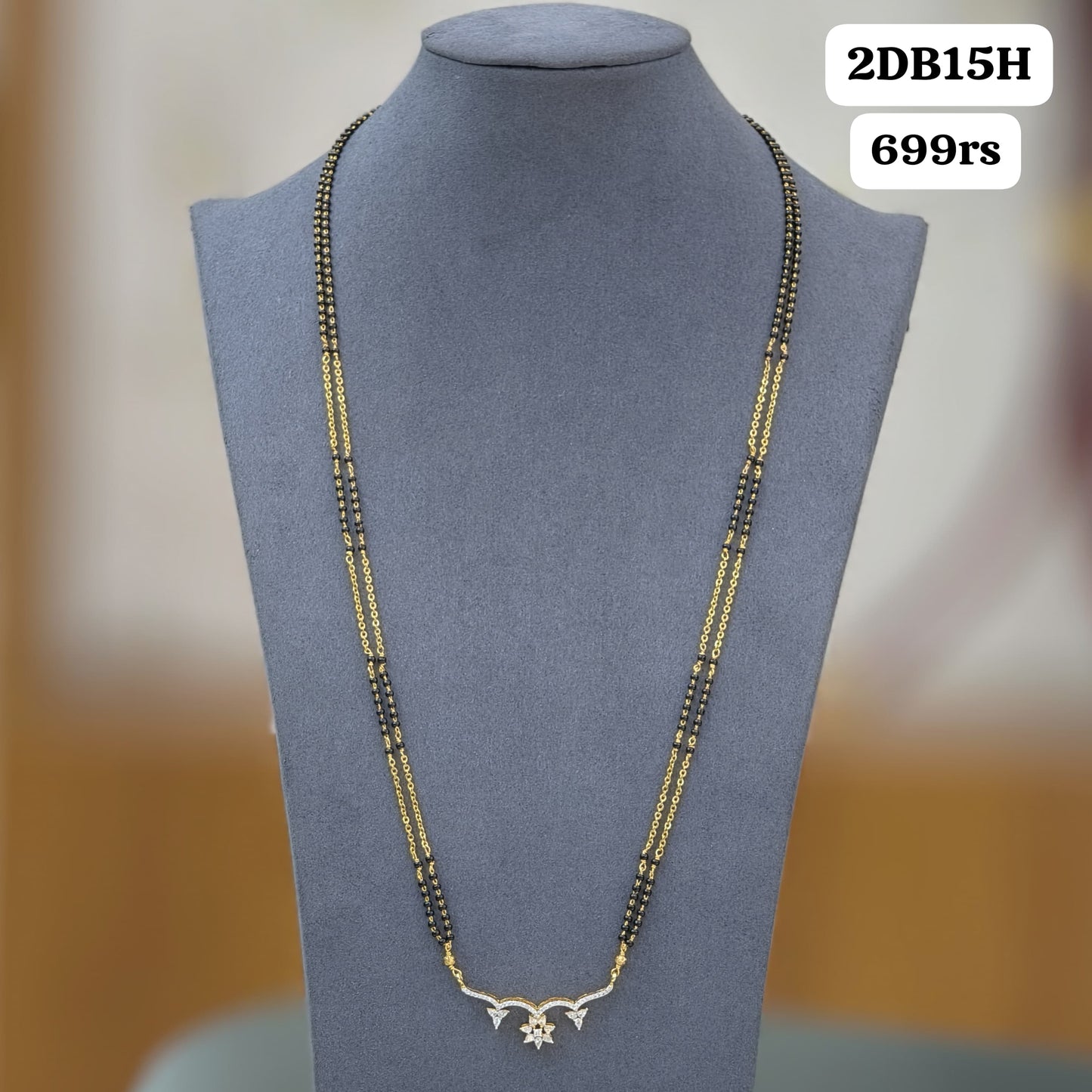 Diamond pendant with black beads with chain