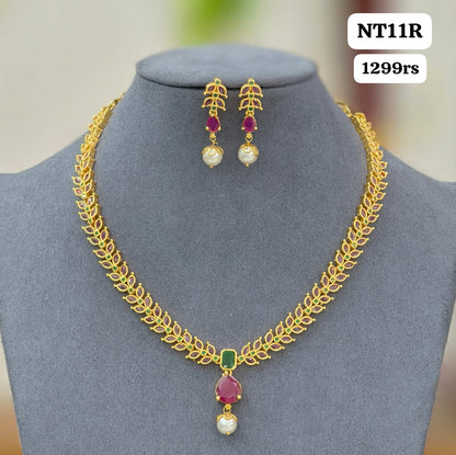 Micro gold Finishing Short Neckset (Ruby stone)