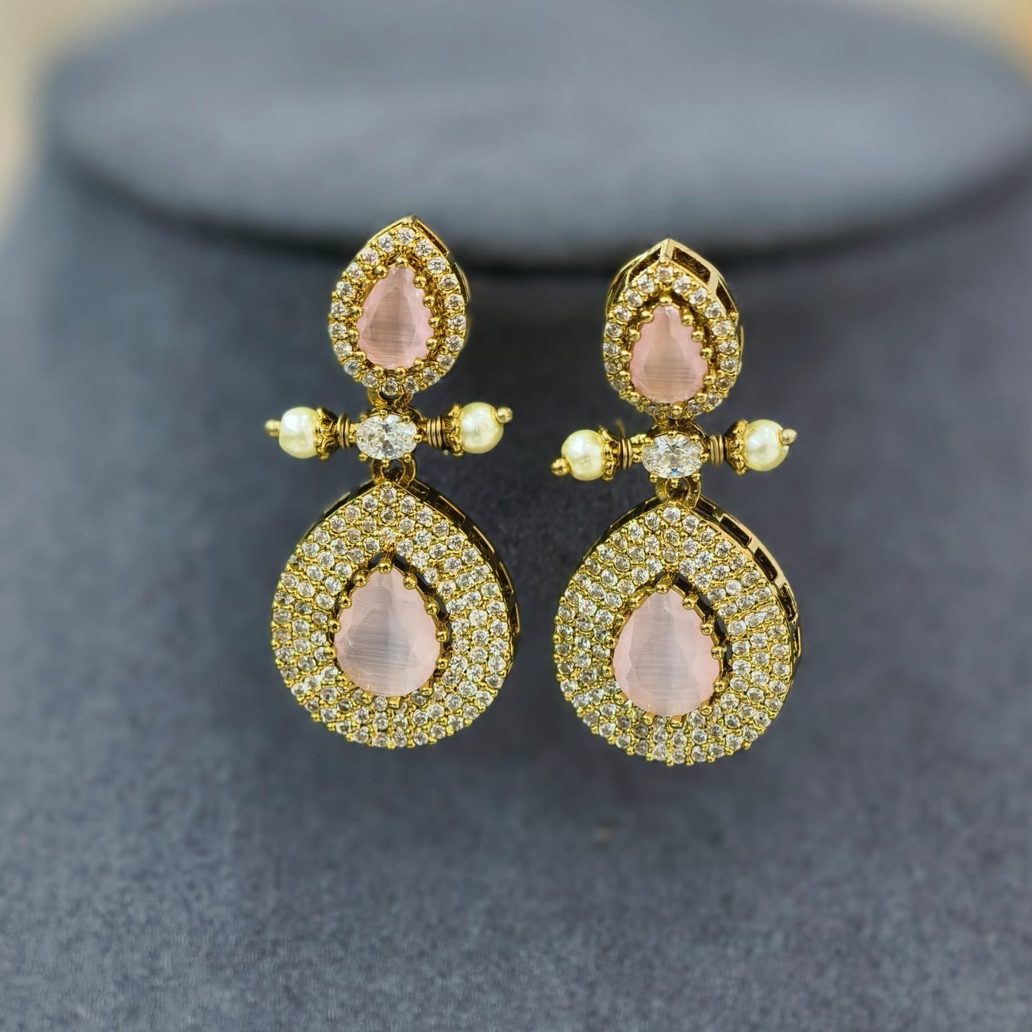 Double layer Long Neckset (Pink& White)