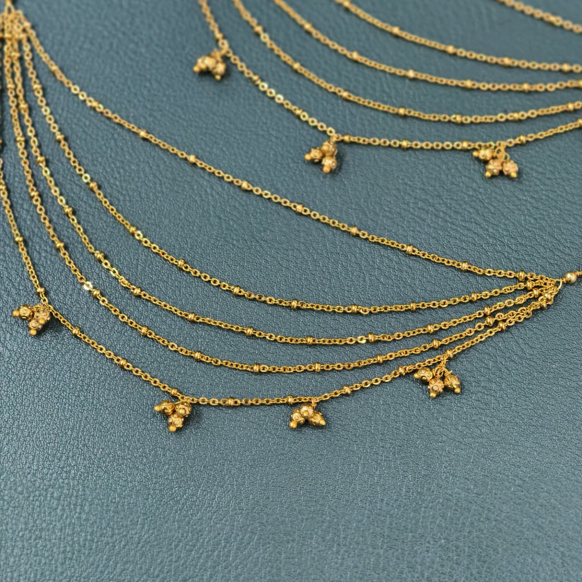 5 lines Earchains