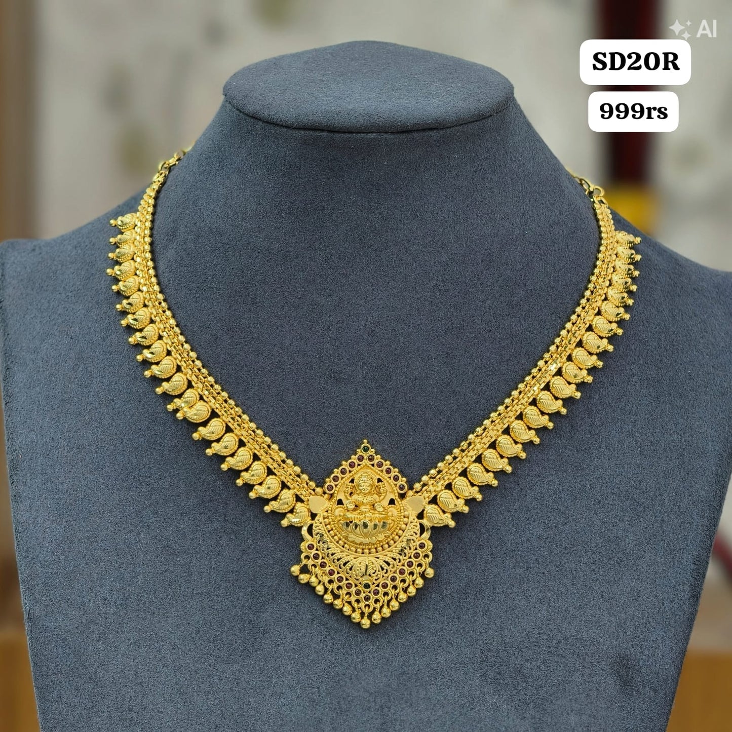 Laxmi Short Neckset (Micro gold)
