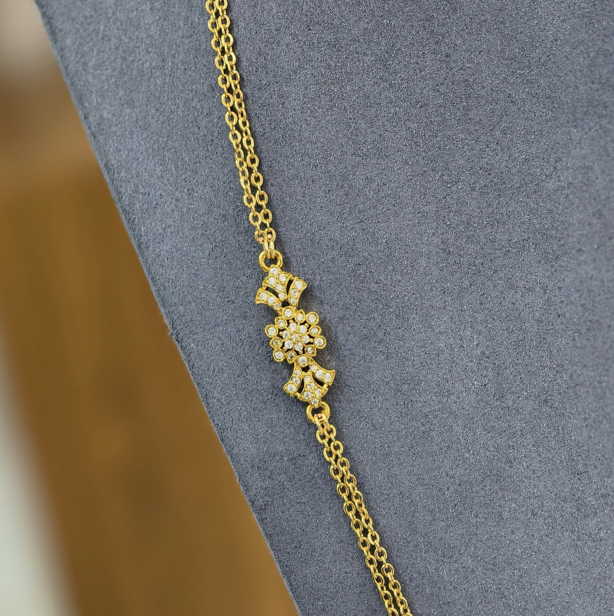 Side Broach BB chandraharam (10 Days to Dispatch Beads will be different)