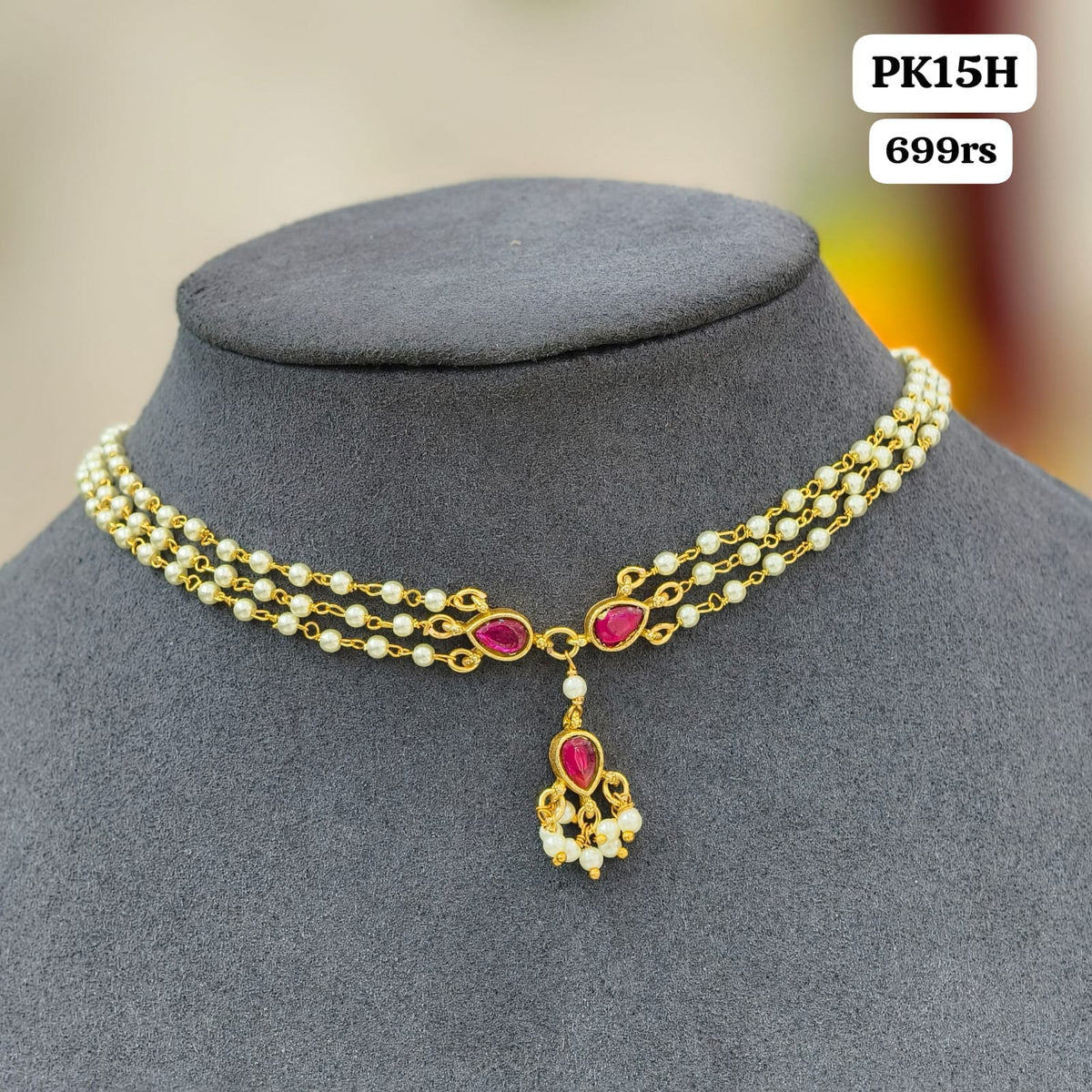 Kundan with pearl chocker