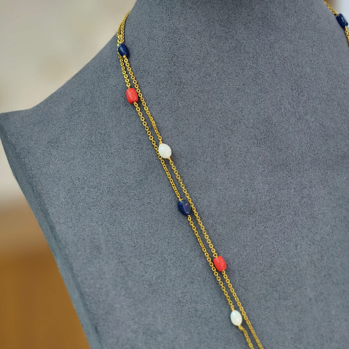 Pendant with chandraharam chain