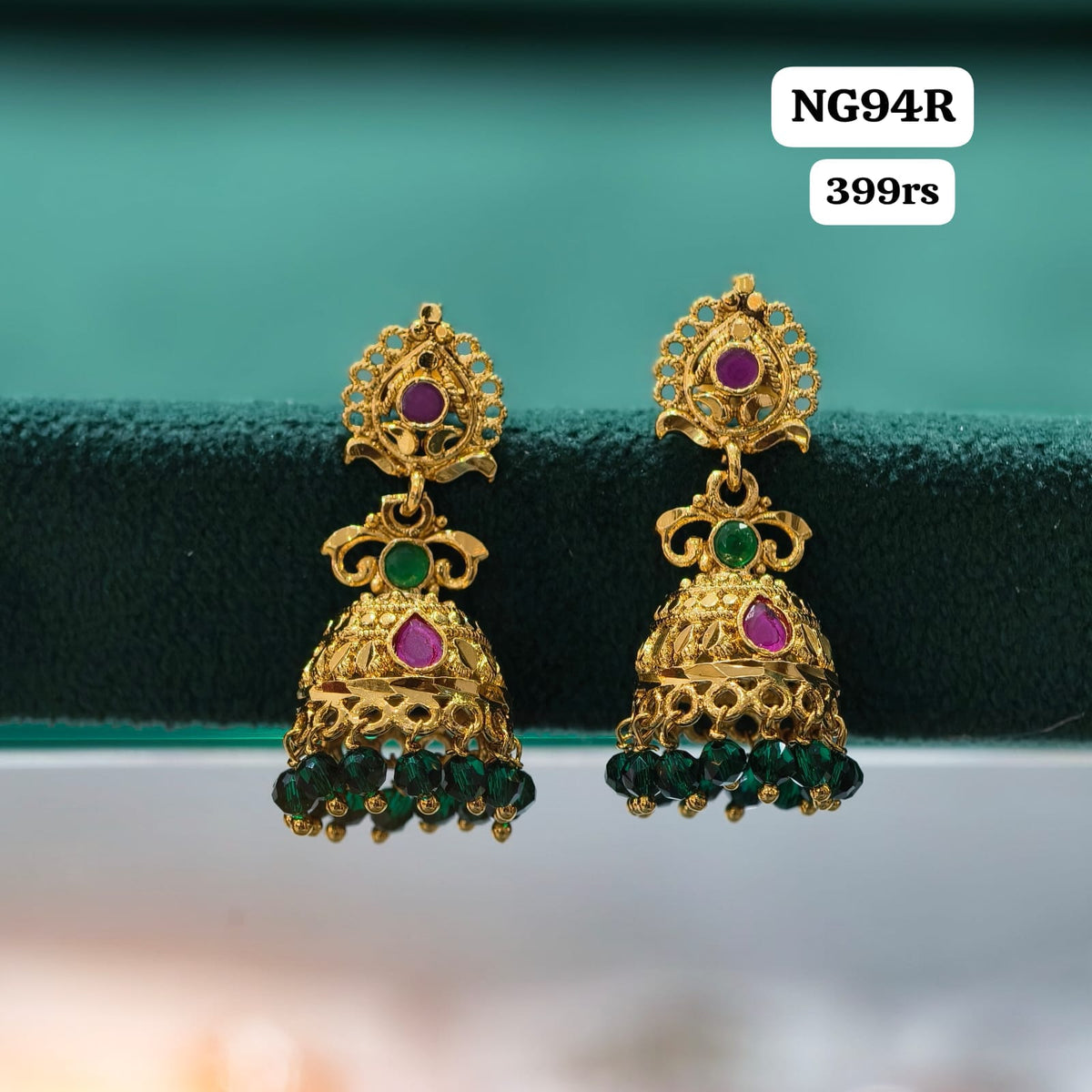 Green butta Earrings -H