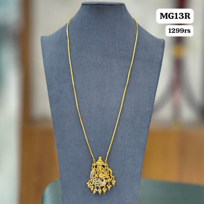 Ganesh pendant with chain (M)