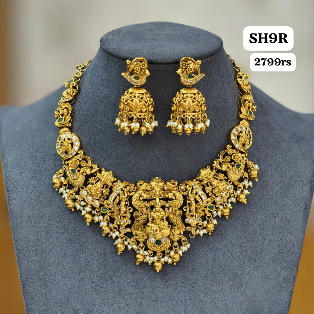 Short Neckset laxmi -H