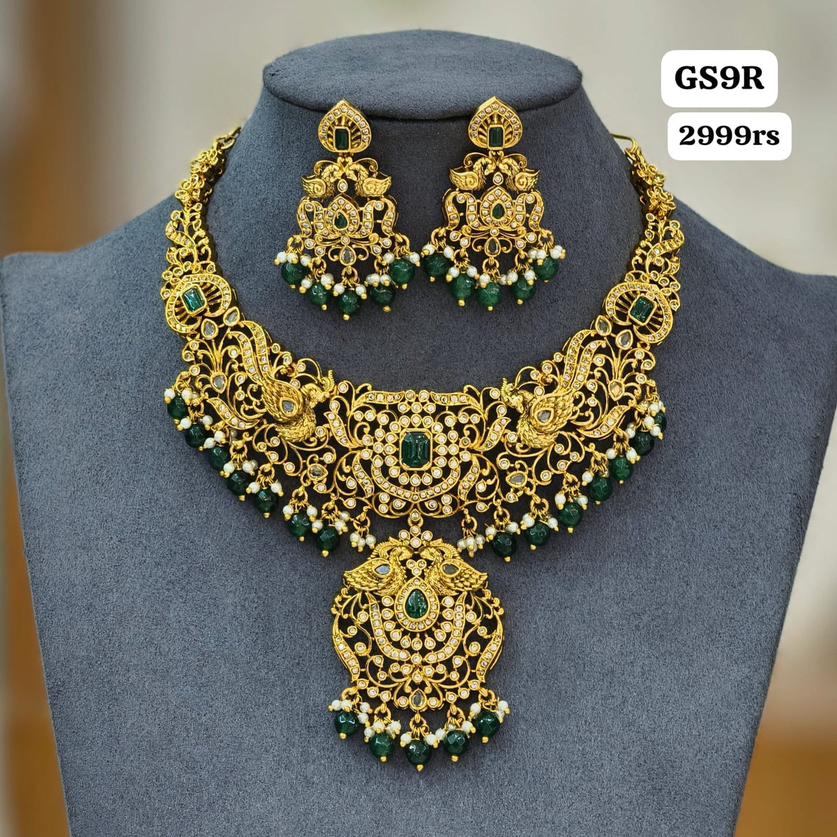 Green Short Neckset -H