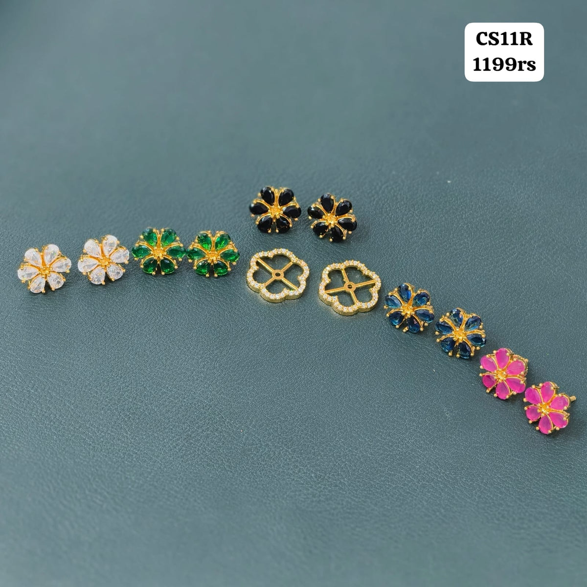 Changeable studs {5 clrs}