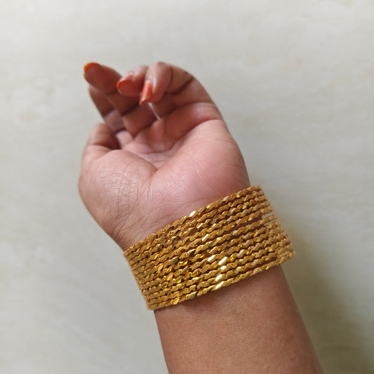 Micro gold bangles set